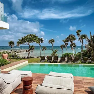 15 Minutes From - Siete Gotas Tulum
